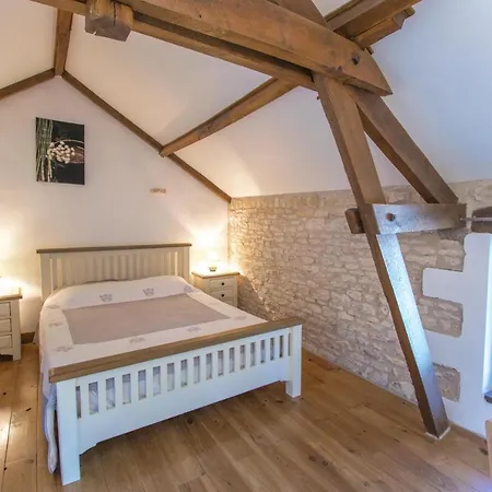 Tatil Evi La Charronniere: Les Ecuries *