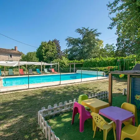 La Charronniere: Les Ecuries Tatil Evi Chaunay